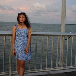 Meet your Posher, Romy